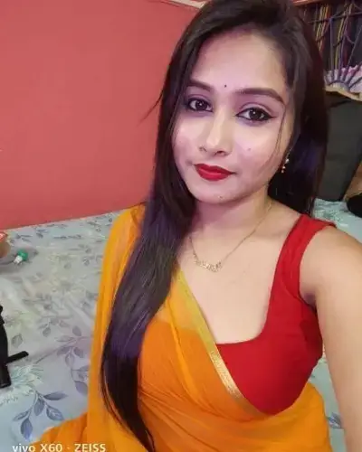 Call Girl in Maynaguri